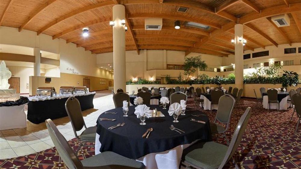 Ramada Inn Lafayette Conference Center מראה חיצוני תמונה